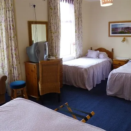 Garnish House 3* Корк