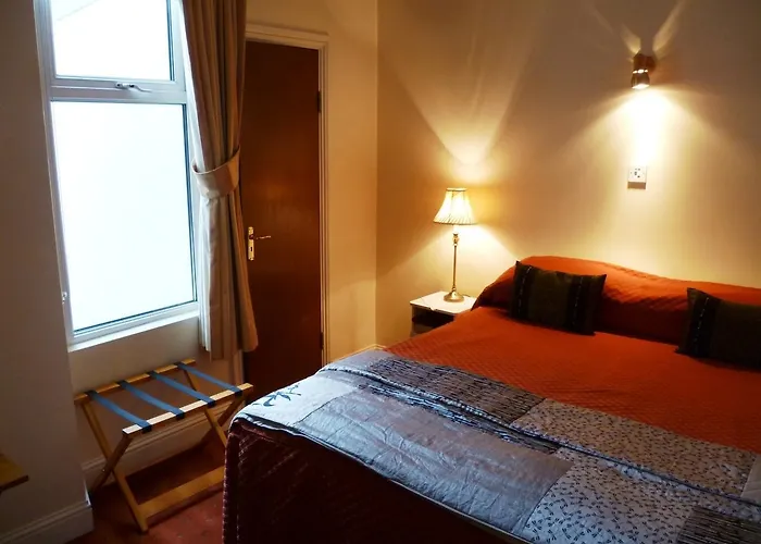 Pensjonat Garnish House 3*